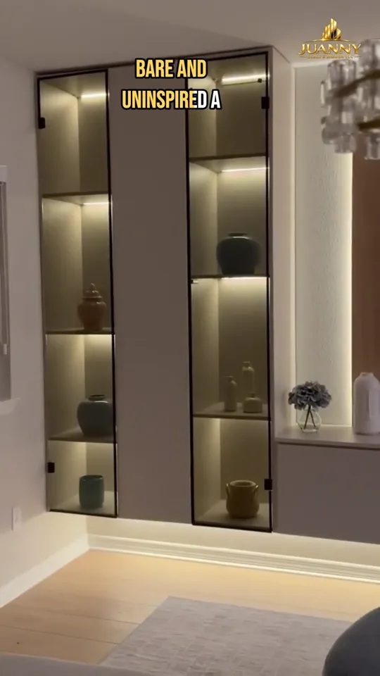 Fotograma del anuncio de Juanny Glass & Mirror